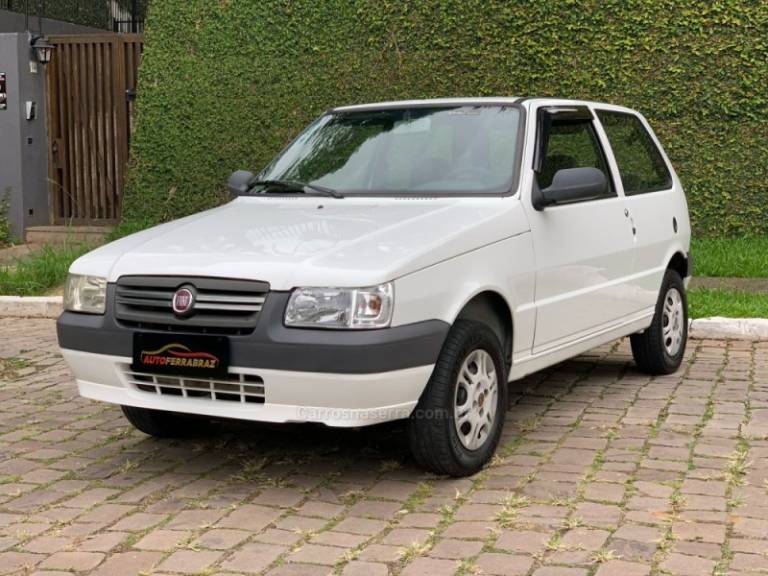 FIAT - UNO - 2013/2012 - Branca - R$ 24.900,00