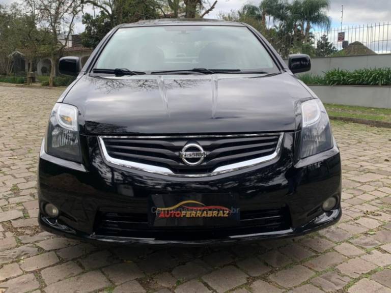 NISSAN - SENTRA - 2012/2013 - Preta - R$ 46.900,00