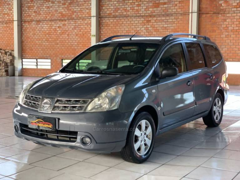 NISSAN - LIVINA - 2011/2012 - Cinza - R$ 41.900,00