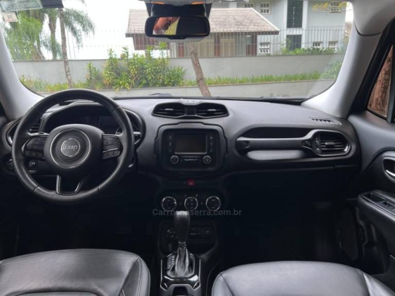 JEEP - RENEGADE - 2018/2018 - Cinza - R$ 96.900,00